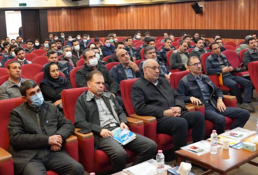 تصویر سمینار آموزشی روز هوای پاک در گل‌گهر برگزار شد