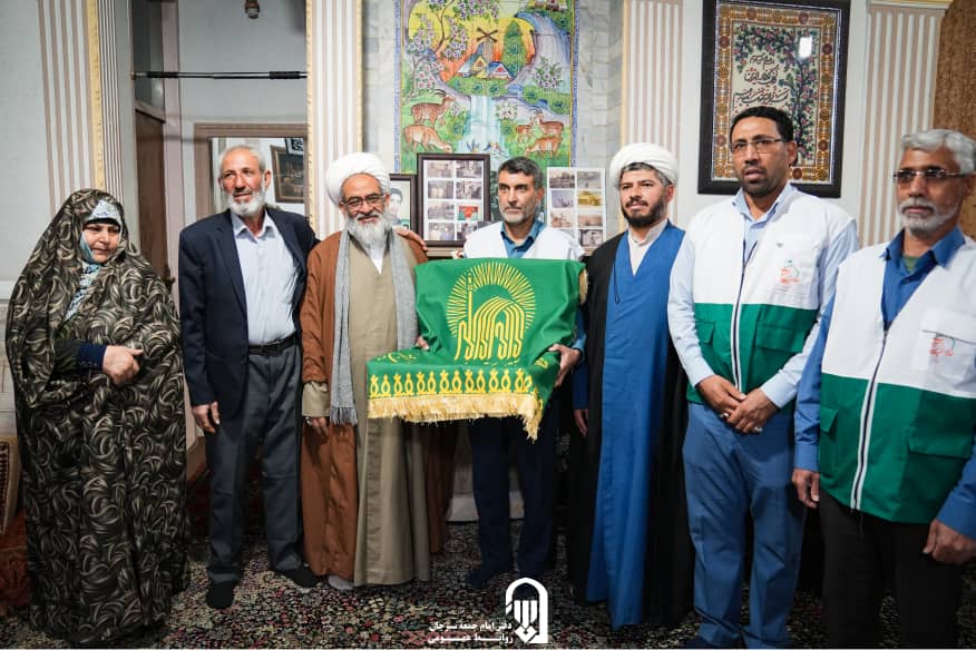 تصویر دیدار صمیمانه امام جمعه سیرجان با جانبازان