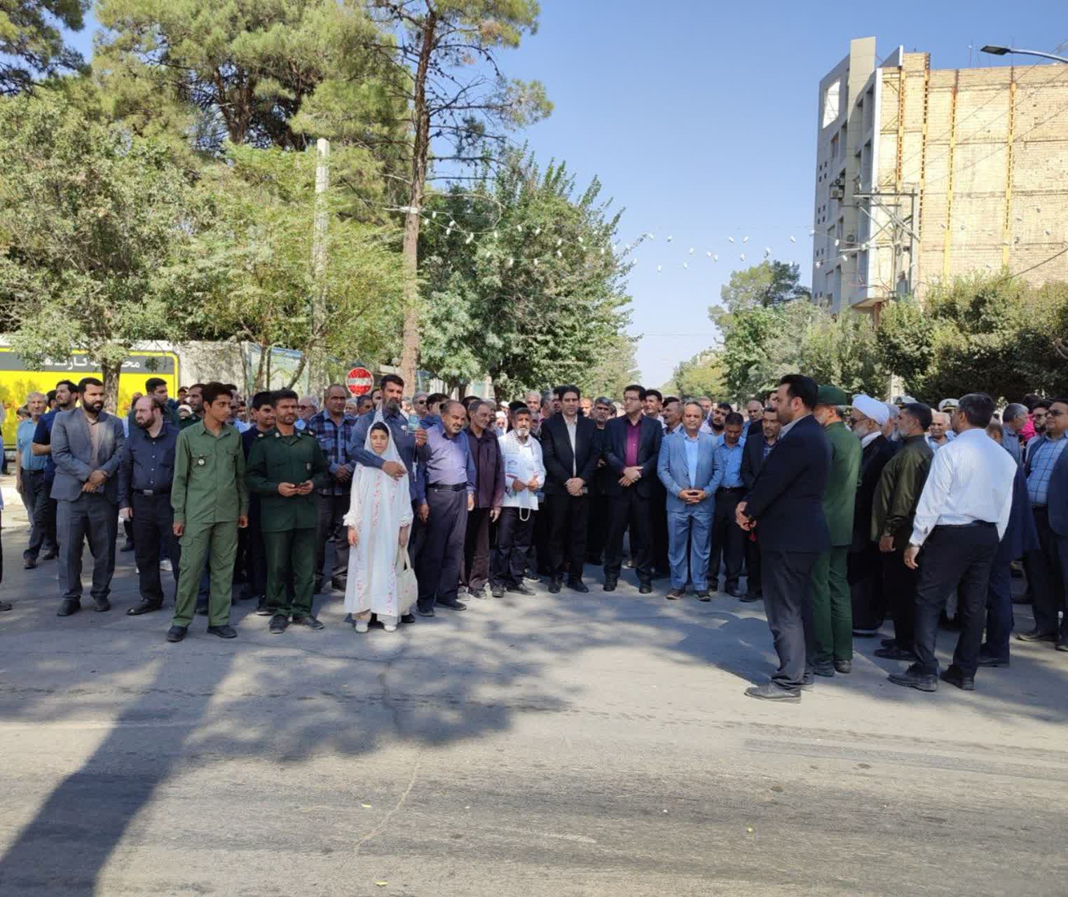 تصویر راهپیمایی انزجار از جنایات رژیم صهیونیستی در سیرجان برگزار شد