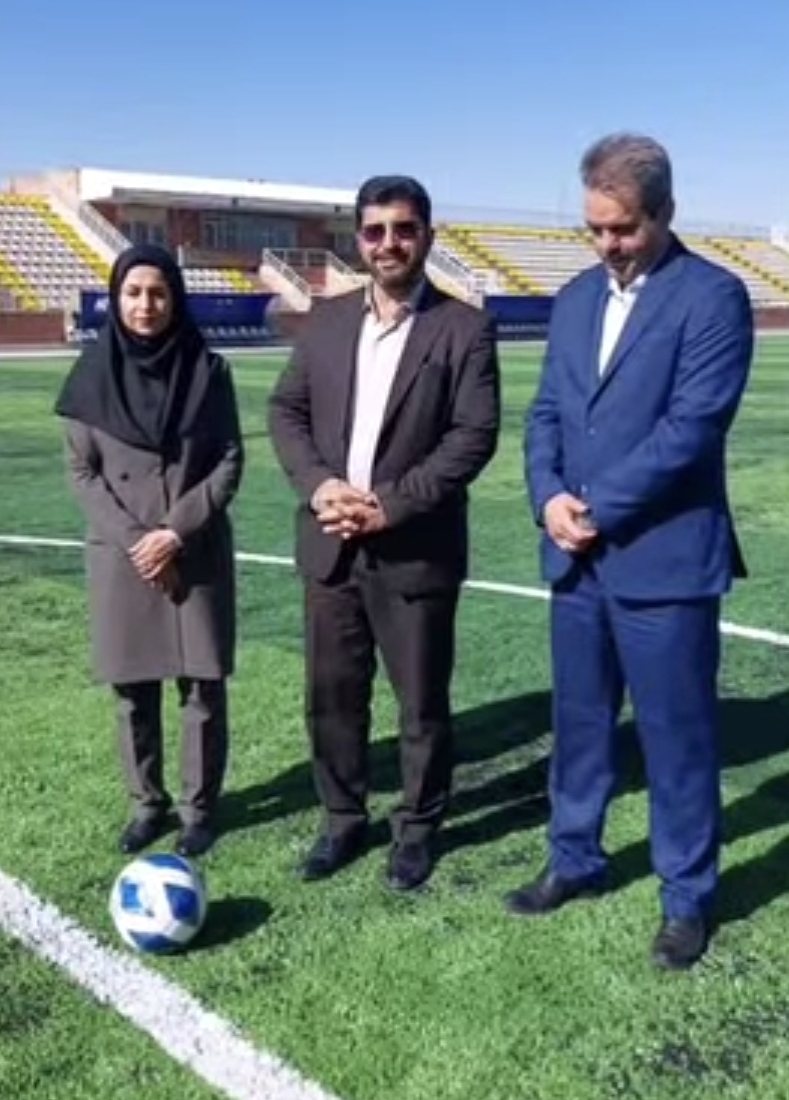 تصویر تاکید معتمدی زاده بر پشتیبانی از بازیکنان بومی
