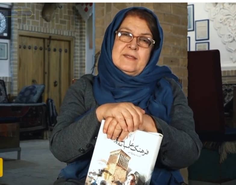تصویر مهری مویدمحسنی: بانوی احیاگر میراث عامیانه دیار کریمان